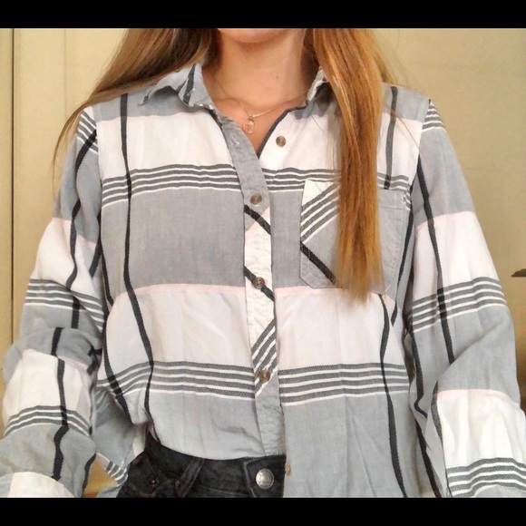 Universal Thread Flannel - Picture 2 of 2